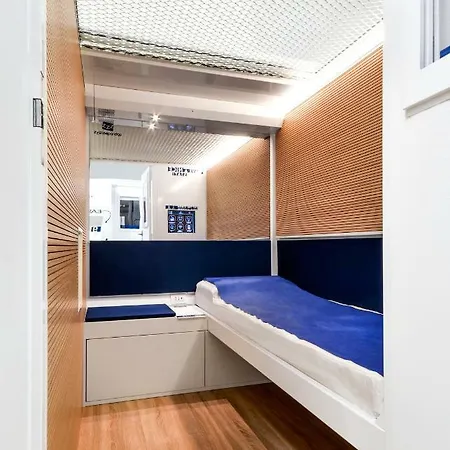 Hotel Resting Pods - Zzzleepandgo Bgy Airport Orio al Serio Exterior foto